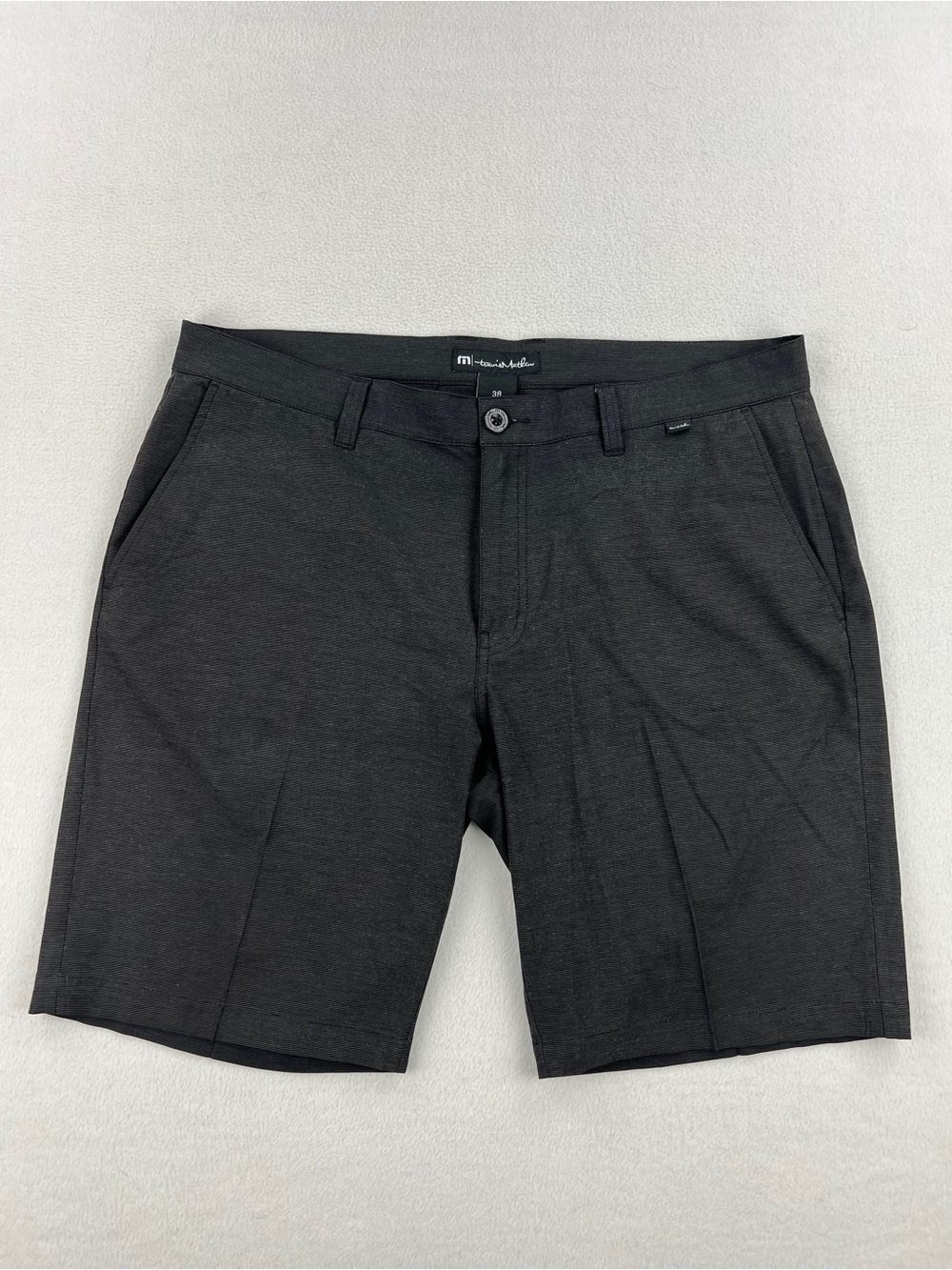 Travis Mathew Mens Beck Golf Shorts Dark Charcoal Hearther 10” Inseam Sz 38